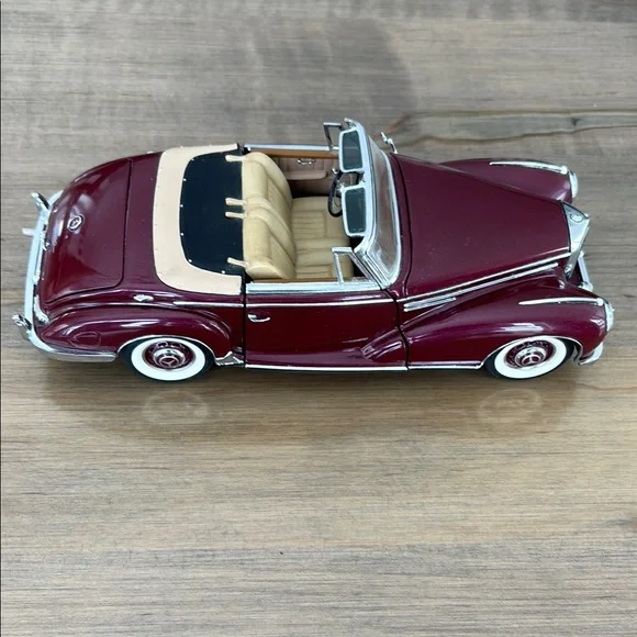 Mercedes-Benz 300 Sc - Picture 8 of 16